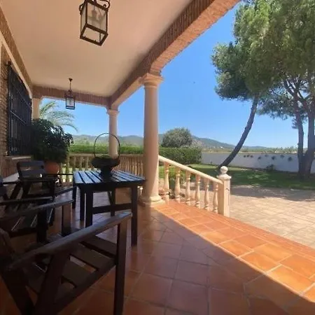 Rossmar Holiday home *